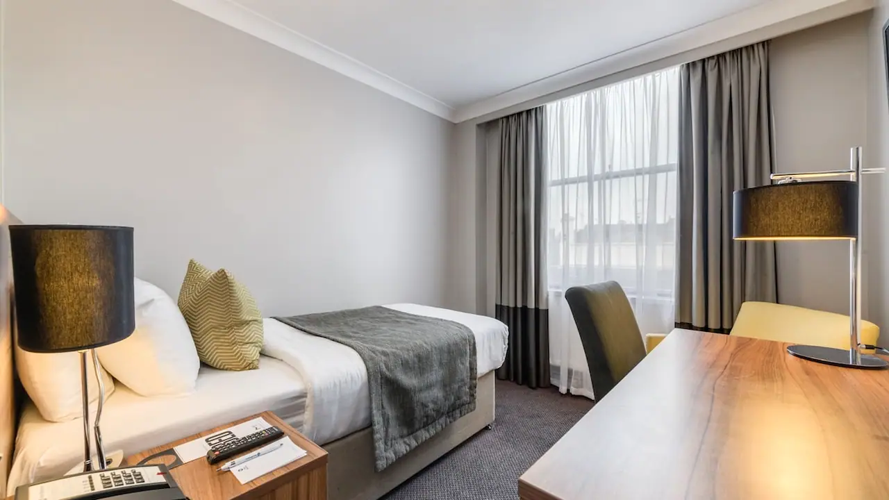 Best Western Mornington Hyde Park